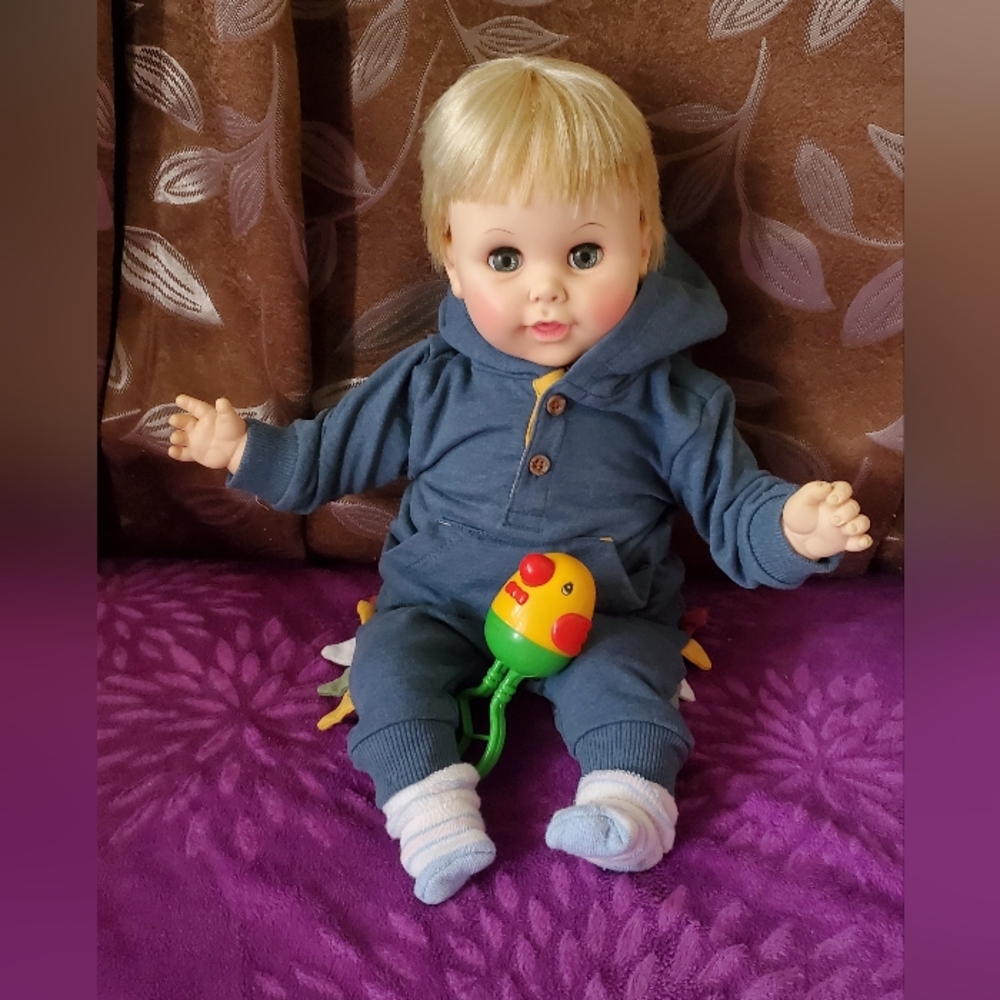 Effanbee Vintage Baby Cuddles Doll 1967 Green Eyes 22 Inches